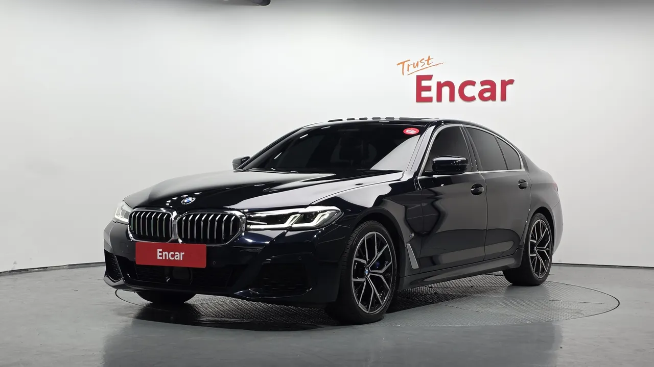 2022 BMW 5-Series 530i xDrive M Sport Package