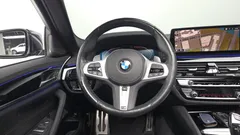 2022 BMW 5-Series 530i xDrive M Sport Package — фото 12