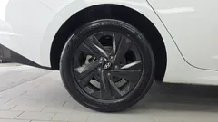2023 Hyundai AVANTE Smart, белый — фото 5
