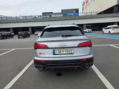 2021 Audi SQ5 3.0 TFSI Quattro Sportback, светло-серебристый — фото 5
