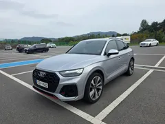 2021 Audi SQ5 3.0 TFSI Quattro Sportback, светло-серебристый — фото 12