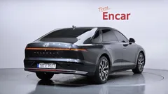 2023 Hyundai Grandeur Premium — фото 2