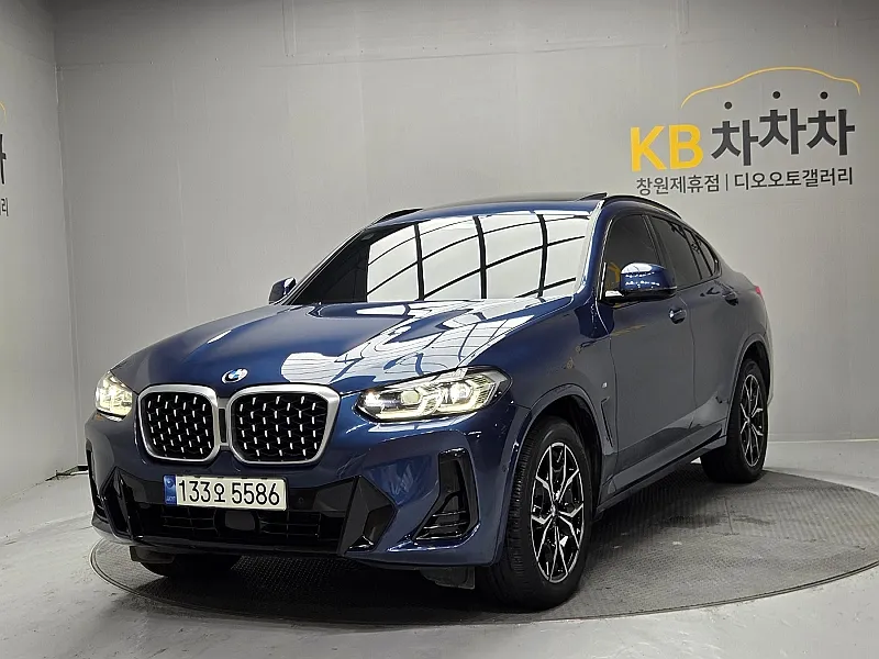 2022 BMW X4 xDrive20i M Sport