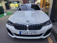 2023 BMW 5-Series 530i M Sport Package — фото 17