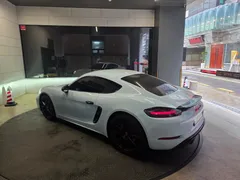 2022 Porsche 718 4.0 GTS, белый — фото 14