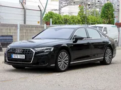 2022 Audi A8 55 TFSI Quattro Premium LWB — фото 13