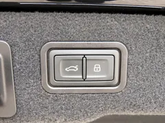 2022 Audi A8 55 TFSI Quattro Premium LWB — фото 20