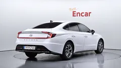 2022 Hyundai Sonata 2.0 — фото 2