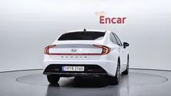 2022 Hyundai Sonata 2.0 — фото 4