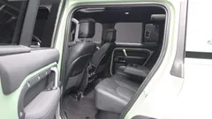 2023 Land Rover Defender 110 D300 75th Edition — фото 16