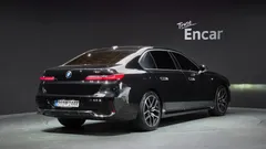 2023 BMW 7-Series 740i sDrive M Sport — фото 2