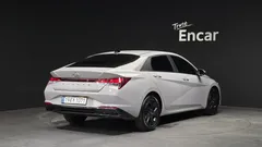 2023 Hyundai AVANTE Smart, серо-серебристый — фото 2