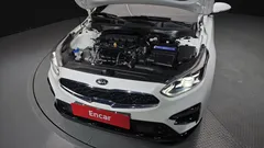 2021 Kia K3 Signature, белый — фото 6