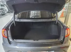 2022 Hyundai Sonata Premium Plus, серо-серебристый — фото 6