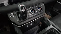 2022 Land Rover Defender 110 D250 SE — фото 9