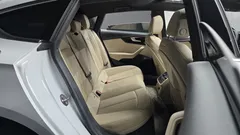 2021 Audi A5 40 TDI Quattro Premium Sportback, белый — фото 11