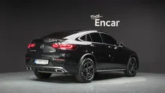 2022 Mercedes-Benz GLC-Class GCL300 4MATIC Coupe — фото 2