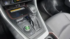 2021 Toyota RAV4 2.5 4WD Hybrid, белый — фото 9