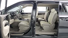 2023 Kia Carnival Diesel 9-Seater Noblesse — фото 18