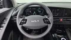 2022 Kia Niro Signature, чёрный — фото 14