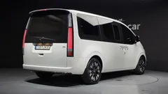 2022 Hyundai Staria 4WD Lounge 7-Seater, белый — фото 2