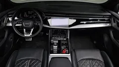 2021 Audi Q8 55 TFSI Quattro Premium, белый — фото 7