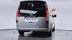 2023 Hyundai Staria 4WD Tourer 9-Seater — фото 4