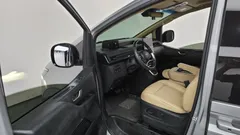 2023 Hyundai Staria 4WD Tourer 9-Seater — фото 10