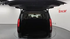 2023 Hyundai Staria 4WD Tourer 9-Seater — фото 20