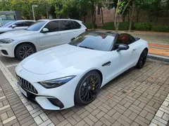 2023 Mercedes-Benz SL-Class AMG SL63 4MATIC+ Performance, белый — фото 1