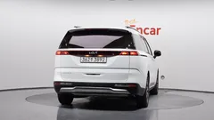 2023 Kia Carnival Diesel 9-Seater Noblesse — фото 4