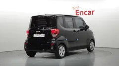 2022 Kia Ray Van — фото 2