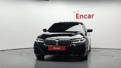 2022 BMW 5-Series 530i xDrive M Sport Package — фото 3