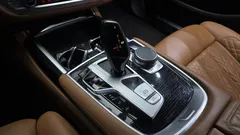 2022 BMW 7-Series 740i M Sport, чёрный — фото 9