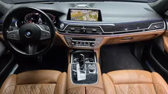 2022 BMW 7-Series 740i M Sport, чёрный — фото 14