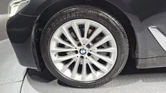 2021 BMW 5-Series 520i Luxury, чёрный — фото 5