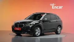 2022 BMW X1 xDrive 18d M Sport, чёрный — фото 1