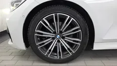 2022 BMW 3-Series 320i M Sport — фото 5