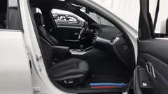 2022 BMW 3-Series 320i M Sport — фото 11