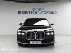 2023 BMW 7-Series 740i sDrive Design Pure Excellence, чёрный — фото 3