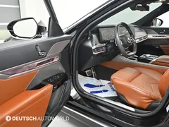 2023 BMW 7-Series 740i sDrive Design Pure Excellence, чёрный — фото 15