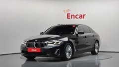 2023 BMW 5-Series 520i Luxury — фото 1