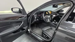 2023 BMW 5-Series 520i Luxury — фото 10