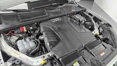 2022 Audi Q7 45 TDI Quattro Premium, белый — фото 6