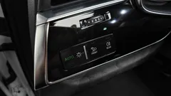 2022 Audi Q7 45 TDI Quattro Premium, белый — фото 20