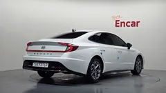 2022 Hyundai Sonata 2.0 — фото 2
