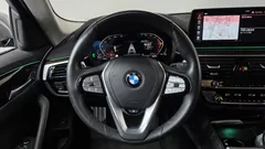 2022 BMW 5-Series 523d Luxury — фото 13