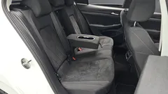 2022 Volkswagen Golf 2.0 TDI Prestige, белый — фото 16
