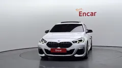 2022 BMW 2-Series M235i xDrive, белый — фото 3