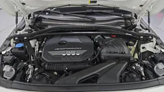 2022 BMW 2-Series M235i xDrive, белый — фото 6